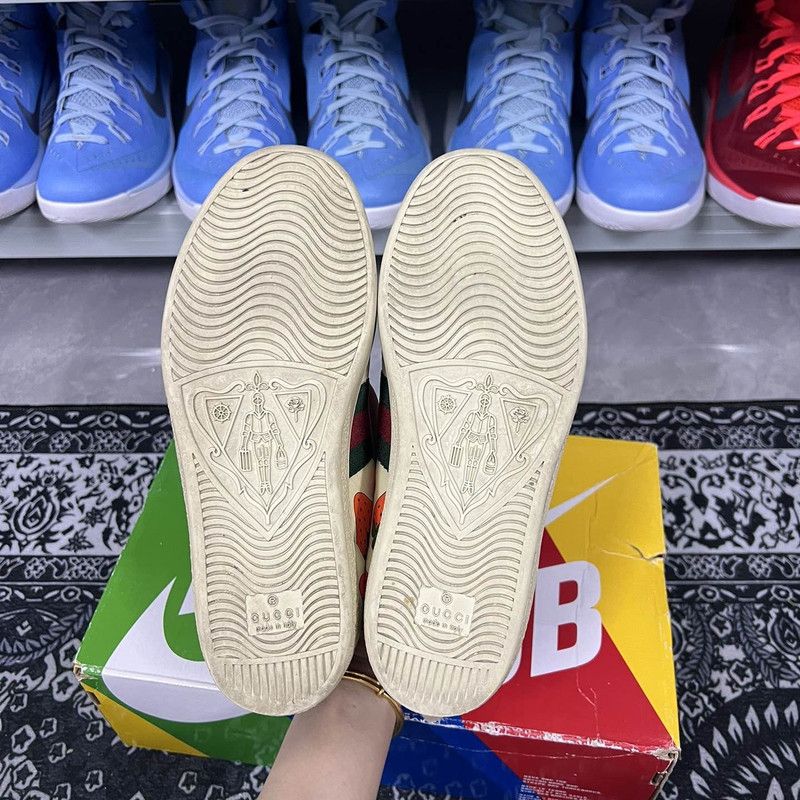 Gucci Gucci Ace Strawberry Print Low-Top Sneakers 0079 Size US 8 / IT 38 - 4 Thumbnail