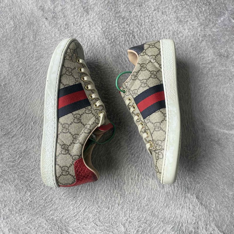 Gucci Gucci Ace GG Supreme Sneakers for Women 0079 Size US 5.5 / IT 35.5 - 6 Thumbnail