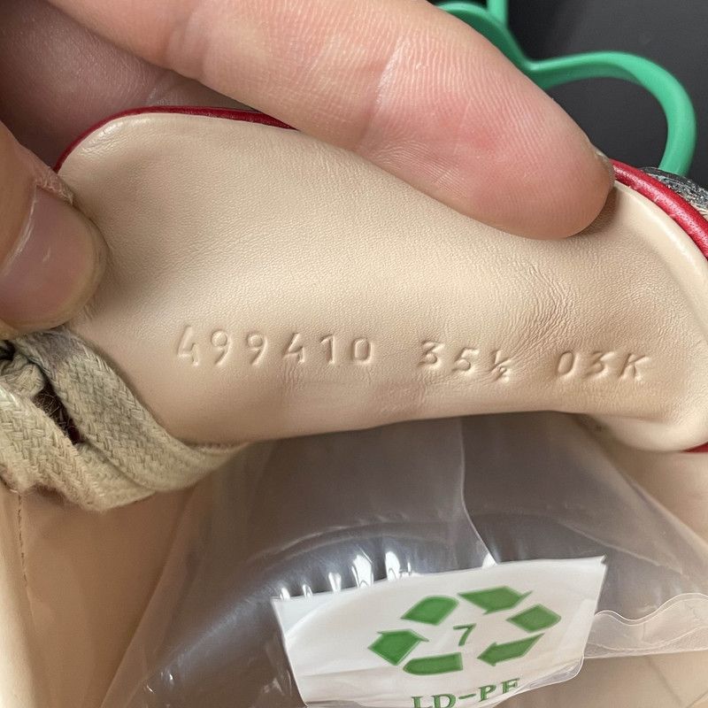 Gucci Gucci Ace GG Supreme Sneakers for Women 0079 Size US 5.5 / IT 35.5 - 5 Thumbnail