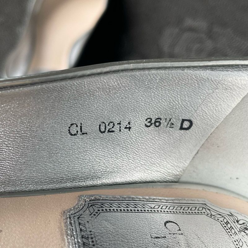 Gucci Gucci Stylish Silver Flat Shoes for Women 0079 Size US 6 / IT 36 - 5 Thumbnail
