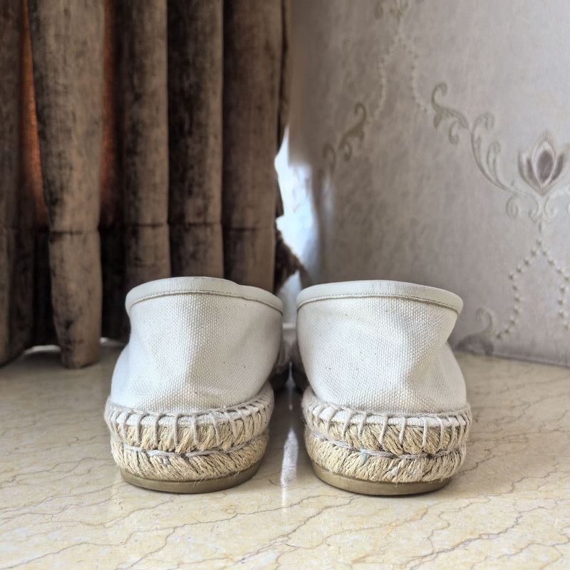 Gucci Gucci White Casual Slip-On Shoes for Women 0079 Size US 7.5 / IT 37.5 - 3 Thumbnail
