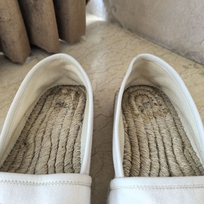 Gucci Gucci White Casual Slip-On Shoes for Women 0079 Size US 7.5 / IT 37.5 - 7 Thumbnail