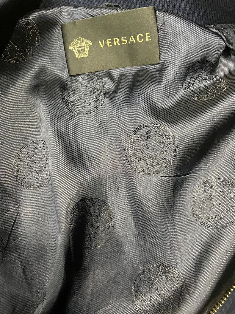 Versace Versace Baroque Silk Bomber Jacket - dmc Size M / US 6-8 / IT 42-44 - 2 Thumbnail