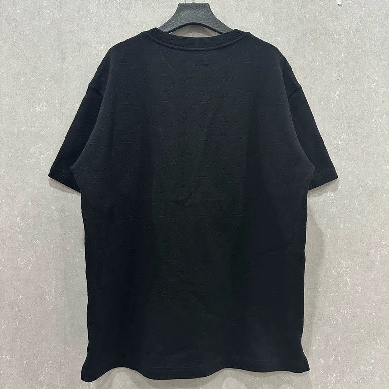 Louis Vuitton Louis Vuitton Pocket Print Short Sleeve Tee - dmc Size M / US 6-8 / IT 42-44 - 2 Thumbnail