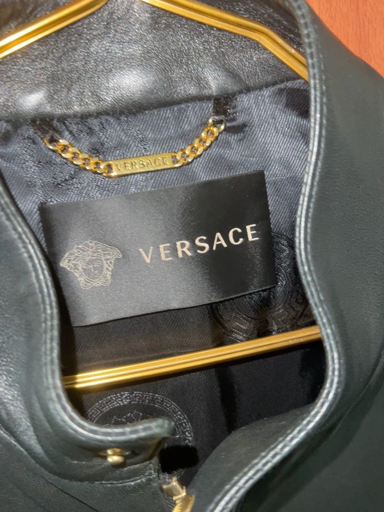 Versace Versace Black Leather Jacket - dmc Size M / US 6-8 / IT 42-44 - 2 Thumbnail