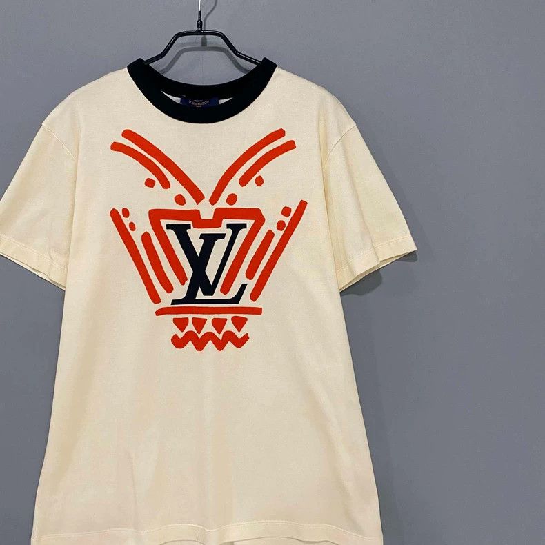Louis Vuitton Louis Vuitton Beige Big Logo Short Sleeve - dmc Size M / US 6-8 / IT 42-44 - 2 Thumbnail