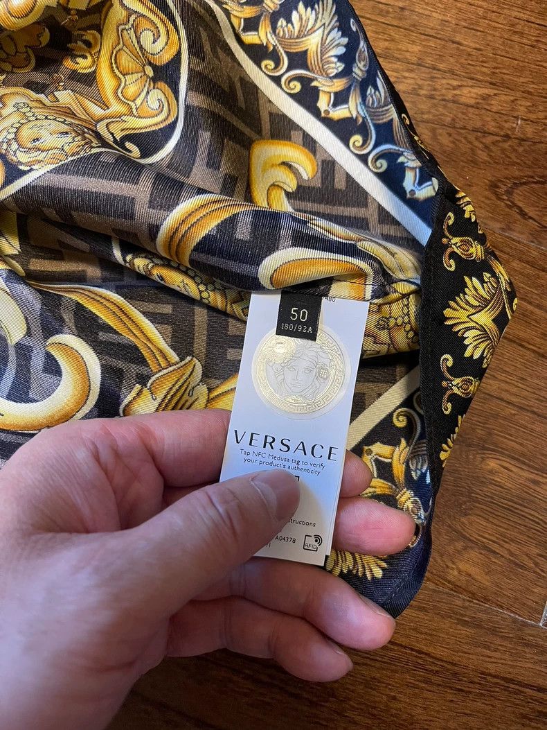 Versace Versace Collaboration Silk Button Up Shirt - dmc Size M / US 6-8 / IT 42-44 - 7 Thumbnail