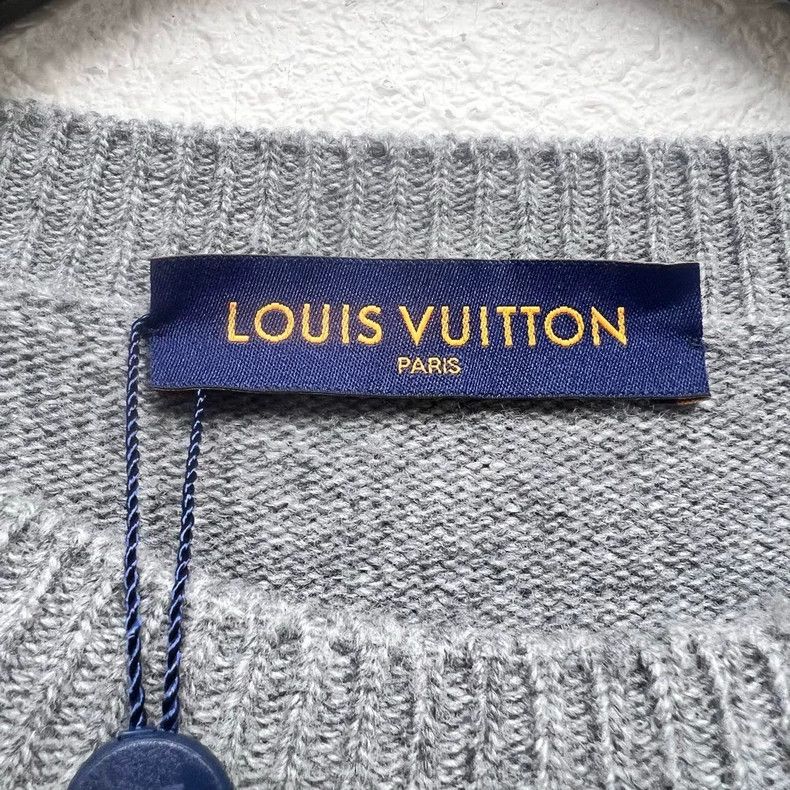 Louis Vuitton Louis Vuitton LV Tiger Logo Long Sleeve Sweater - dmc Size M / US 6-8 / IT 42-44 - 3 Thumbnail