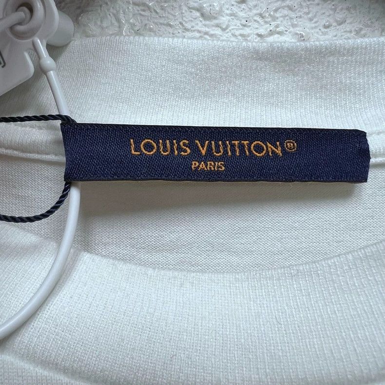 Louis Vuitton Louis Vuitton SS24 Pharrell Eiffel Tower Tee - dmc Size M / US 6-8 / IT 42-44 - 4 Thumbnail