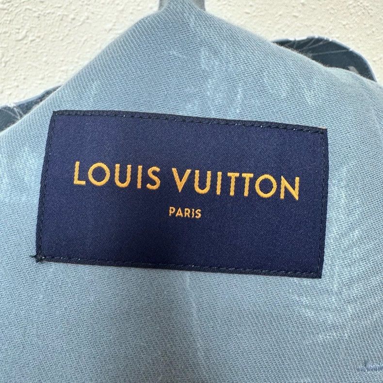 Louis Vuitton Louis Vuitton Blue Denim Jacket with Print - dmc Size M / US 6-8 / IT 42-44 - 4 Thumbnail
