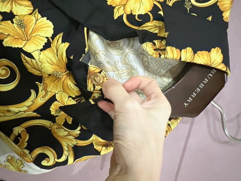 Versace Versace Vintage Pattern Button Up Shirt - dmc Size M / US 6-8 / IT 42-44 - 3 Thumbnail