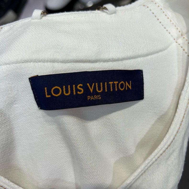 Louis Vuitton Louis Vuitton White Denim Short Sleeve Shirt - dmc Size M / US 6-8 / IT 42-44 - 5 Thumbnail