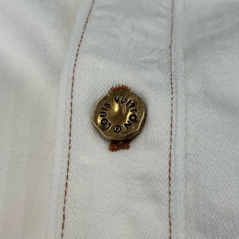 Louis Vuitton Louis Vuitton White Denim Short Sleeve Shirt - dmc Size M / US 6-8 / IT 42-44 - 4 Thumbnail