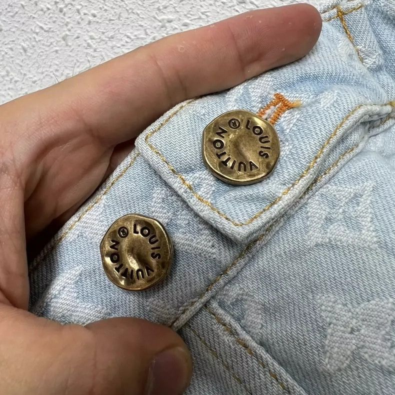 Louis Vuitton Louis Vuitton Tyler Denim Jacket - dmc Size M / US 6-8 / IT 42-44 - 4 Thumbnail