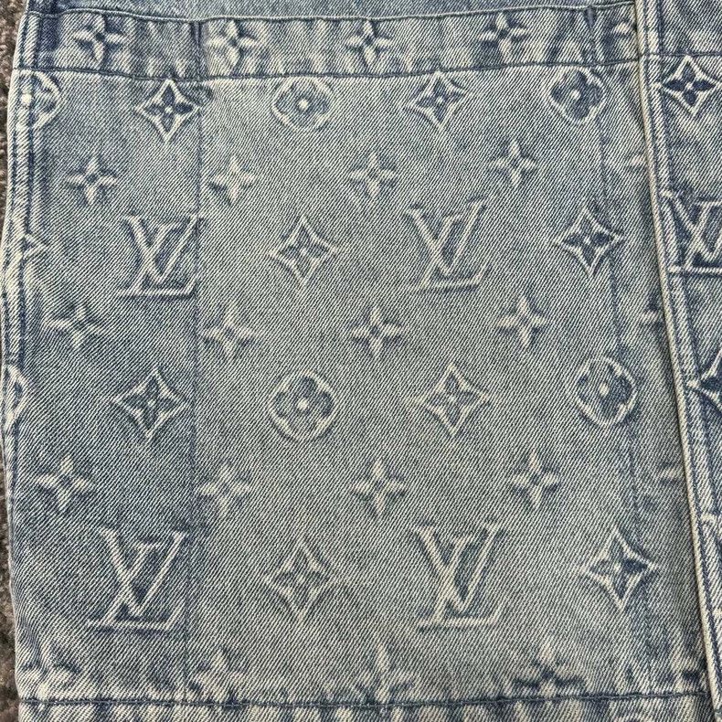 Louis Vuitton Louis Vuitton Denim Short Sleeve Shirt - dmc Size M / US 6-8 / IT 42-44 - 3 Thumbnail