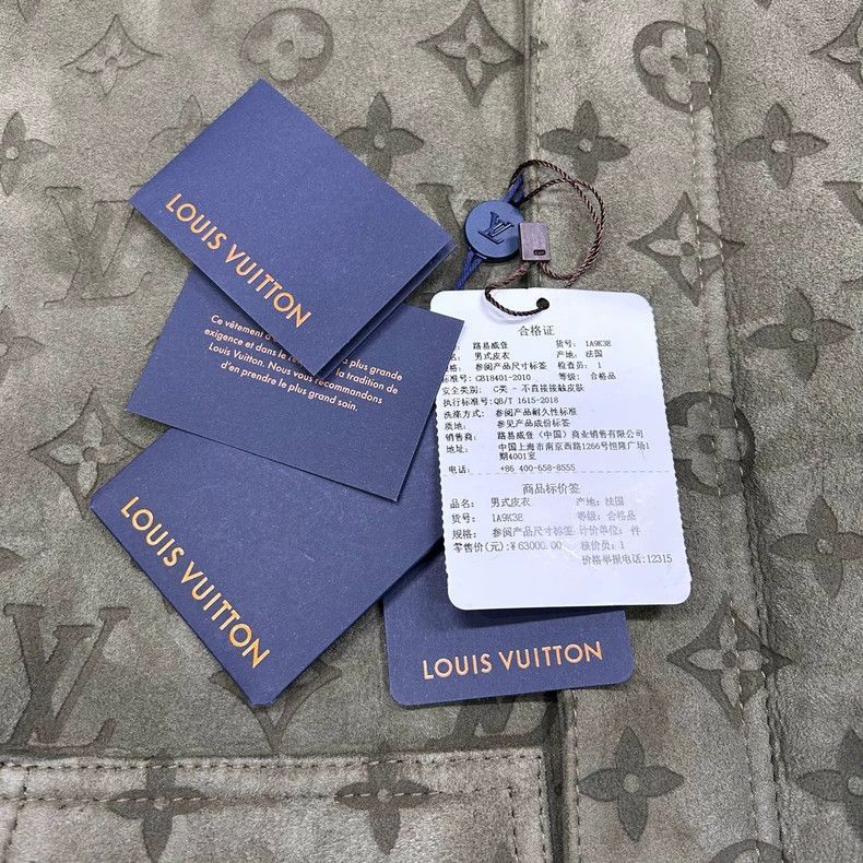 Louis Vuitton Louis Vuitton Monogram Full Print Shearling Coat - dmc Size M / US 6-8 / IT 42-44 - 3 Thumbnail