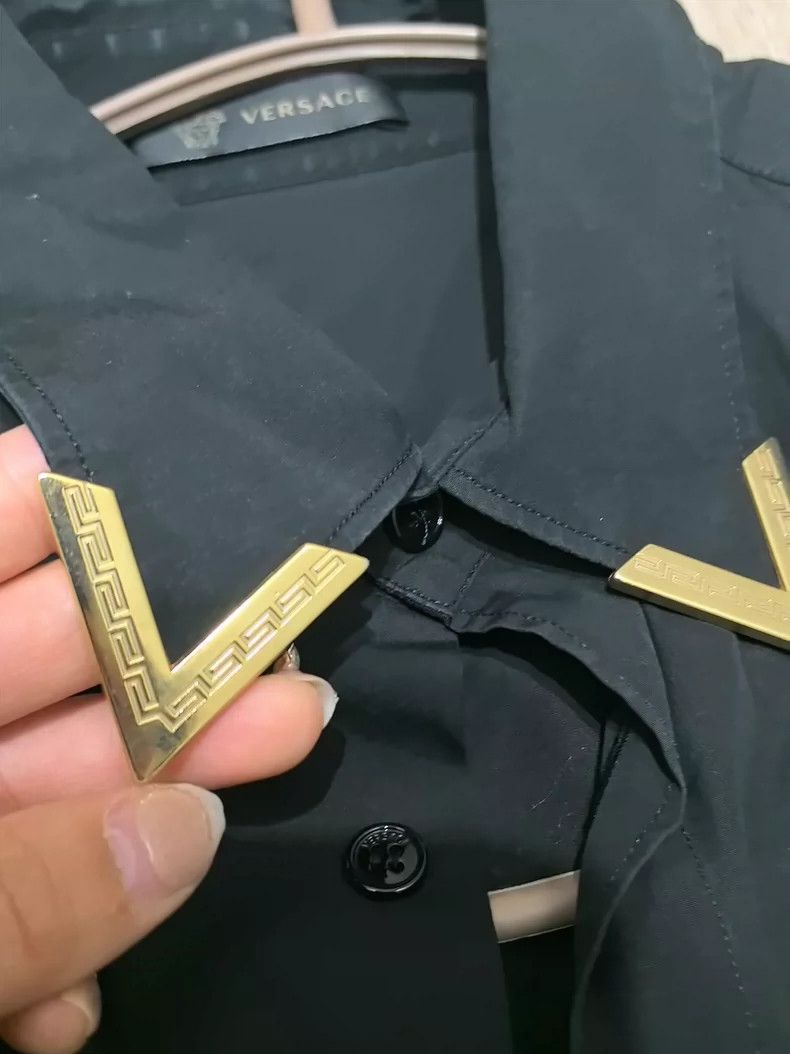 Versace Black Versace Button Up Shirt - dmc Size M / US 6-8 / IT 42-44 - 2 Thumbnail