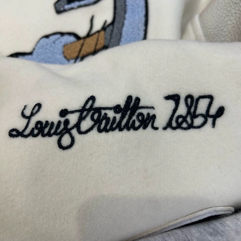 Louis Vuitton Louis Vuitton Bugs Bunny Varsity Jacket - dmc Size M / US 6-8 / IT 42-44 - 7 Thumbnail