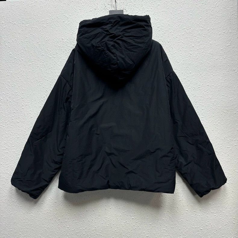 Louis Vuitton Louis Vuitton Black Nylon Puffer Jacket - dmc Size M / US 6-8 / IT 42-44 - 2 Thumbnail