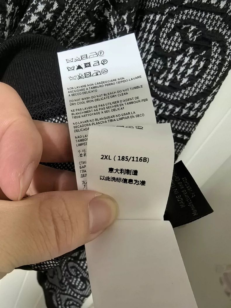 Versace Versace Black Patterned Zip Hoodie - dmc Size M / US 6-8 / IT 42-44 - 4 Thumbnail