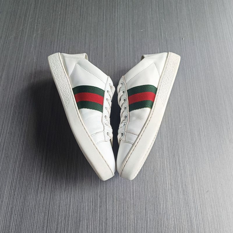 Gucci Gucci Ace Low-Top Sneakers with Bee Size US 5 / EU 37 - 9 Thumbnail