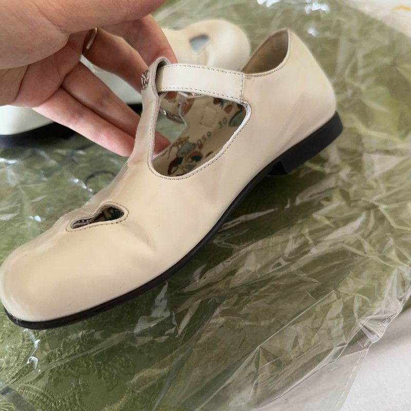 Gucci Gucci Stylish Cut-Out Detail Flat Shoes Size US 10 / EU 43 - 7 Thumbnail