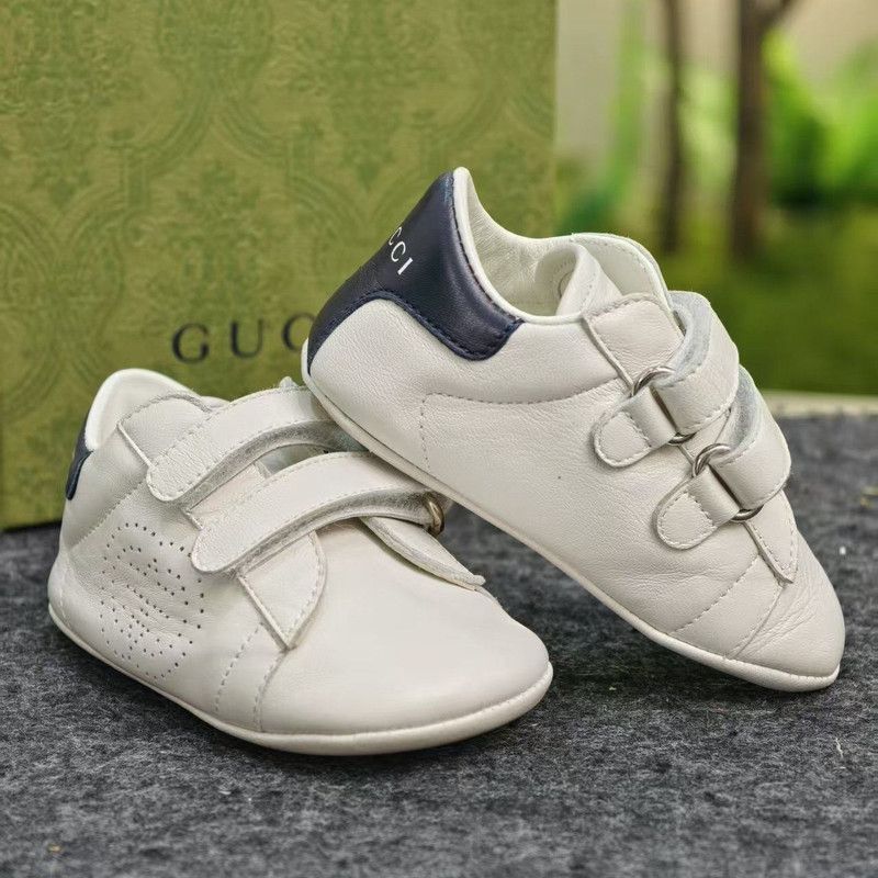 Gucci Gucci White Velcro Low-Top Sneakers for Kids Size US 5 / EU 37 - 4 Thumbnail