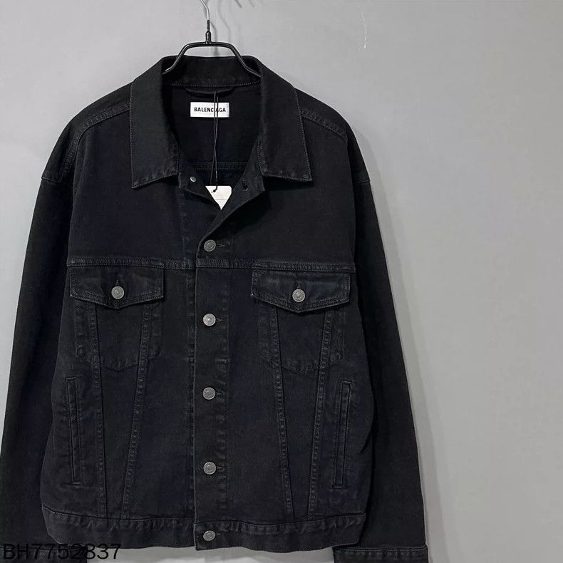 Balenciaga Balenciaga Crystal Logo Denim Jacket Size S / US 4 / IT 40 - 2 Thumbnail