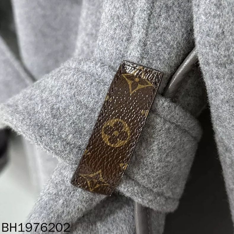 Louis Vuitton Louis Vuitton Monogram Robe Coat Size S / US 4 / IT 40 - 5 Thumbnail