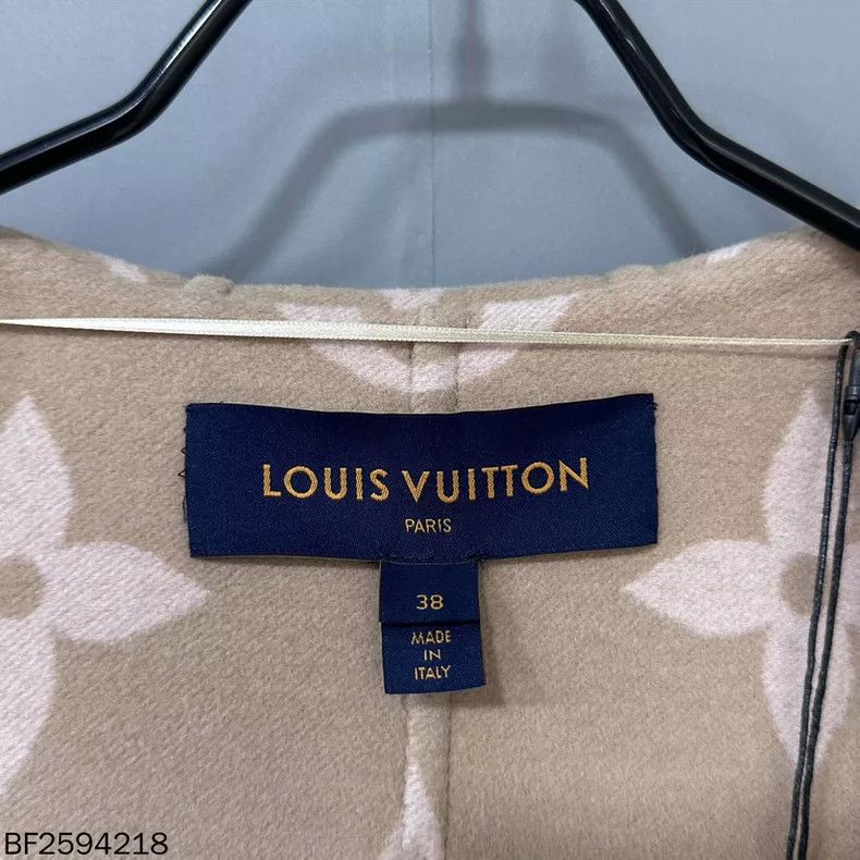 Louis Vuitton Louis Vuitton Monogram Bathrobe Coat Size M / US 6-8 / IT 42-44 - 7 Thumbnail
