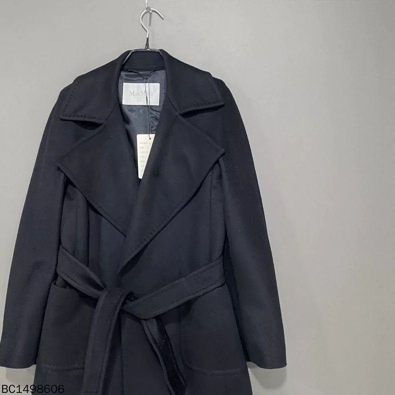 Max Mara MaxMara Manuela black cashmere long coat Size M / US 6-8 / IT 42-44 - 2 Thumbnail