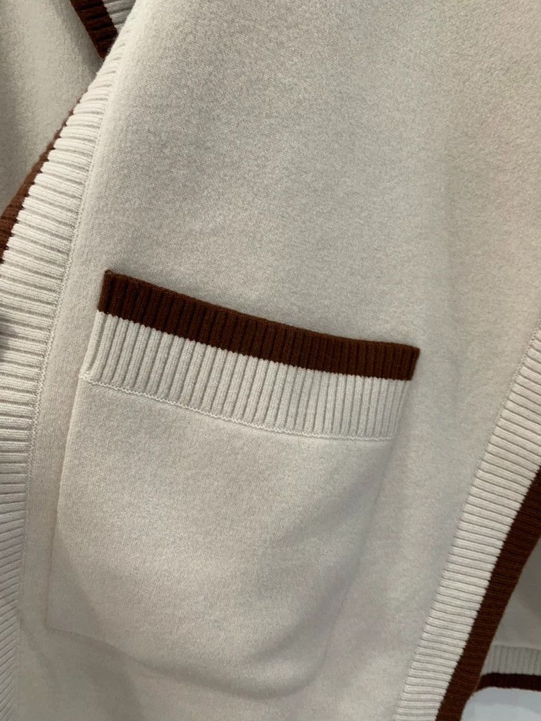 Burberry Burberry Beige Cashmere Logo Cape Poncho Size ONE SIZE - 4 Thumbnail