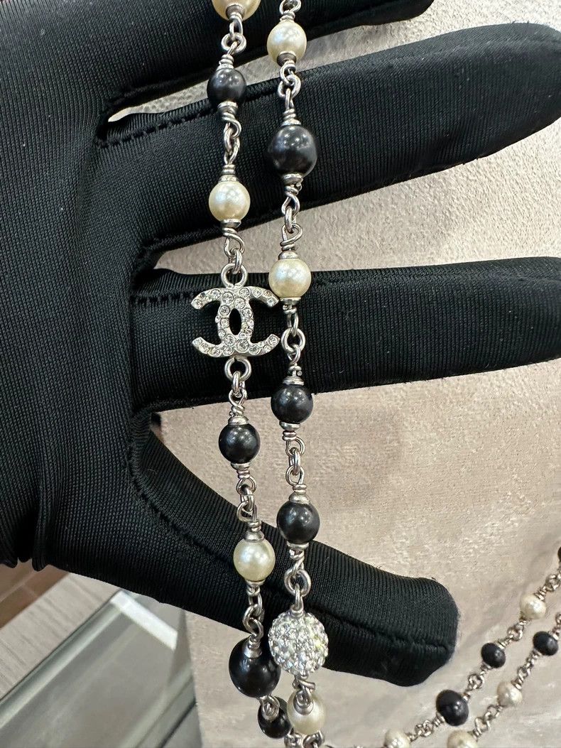 Chanel Chanel Pearl Crystal CC Pendant Necklace Size ONE SIZE - 4 Thumbnail