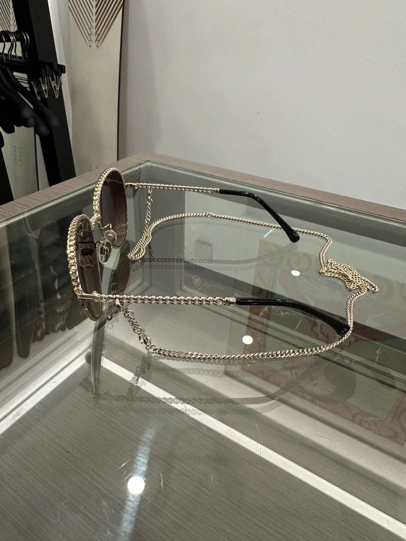 Chanel Chanel Metal Chain CC Runway Sunglasses Size ONE SIZE - 4 Thumbnail