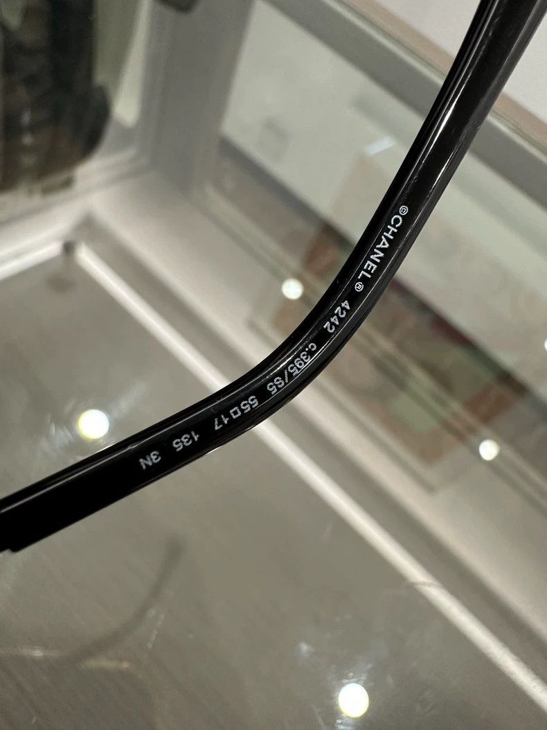 Chanel Chanel Metal Chain CC Runway Sunglasses Size ONE SIZE - 9 Thumbnail