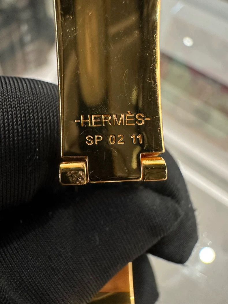 Hermes Hermes Clic H Gold Enamel H Bracelet Size ONE SIZE - 5 Thumbnail