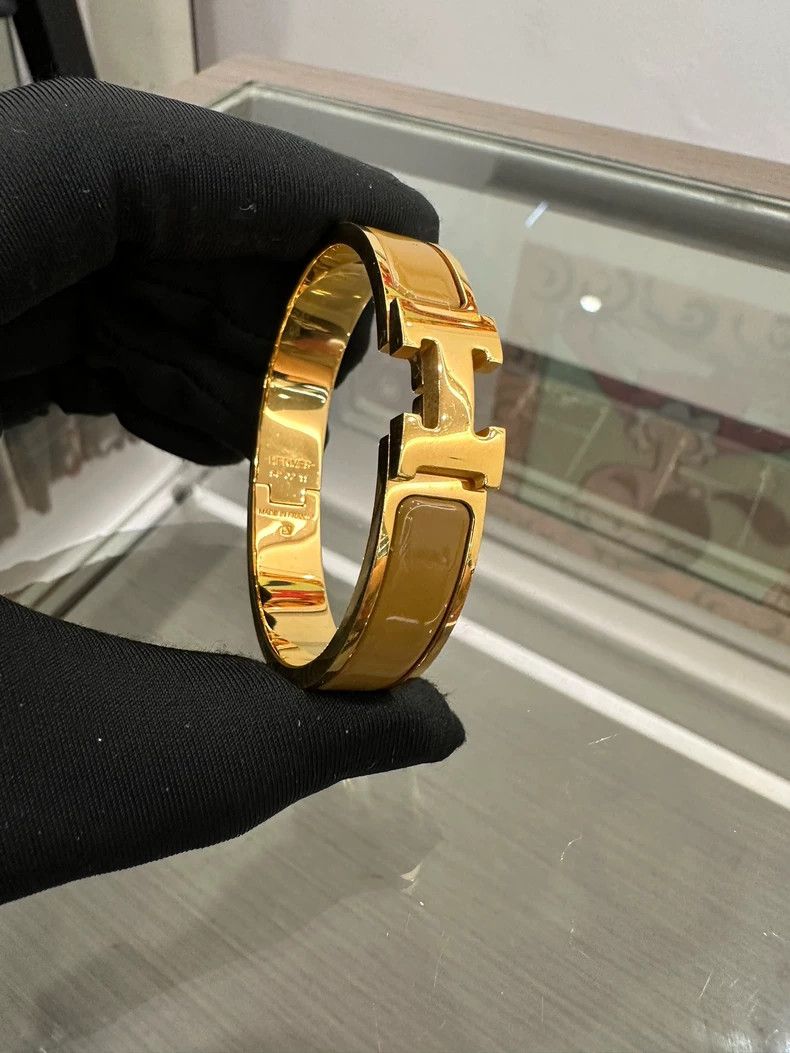 Hermes Hermes Clic H Gold Enamel H Bracelet Size ONE SIZE - 2 Thumbnail