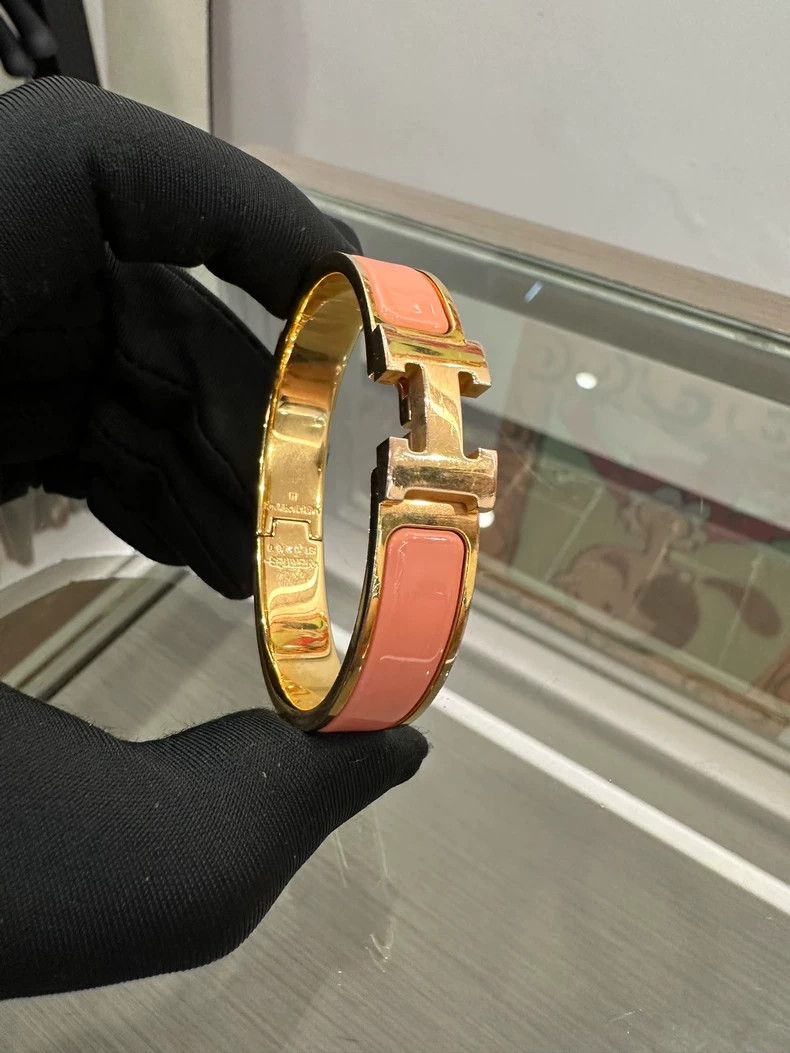 Hermes Hermes Clic H Pink Enamel Gold Bracelet Size ONE SIZE - 2 Thumbnail