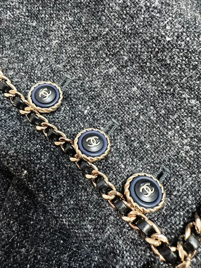 Chanel Chanel Gray Tweed Chain Four-Pocket Coat Size M / US 6-8 / IT 42-44 - 4 Thumbnail