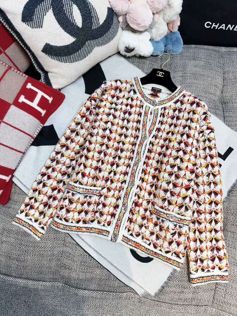 Chanel Chanel 23A Colorful Knit Cardigan Coat Size M / US 6-8 / IT 42-44 - 2 Thumbnail