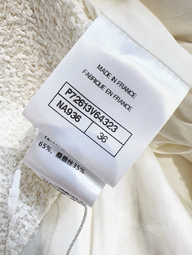 Chanel CHANEL 22S White Tweed Double-Breasted Coat Size M / US 6-8 / IT 42-44 - 5 Thumbnail