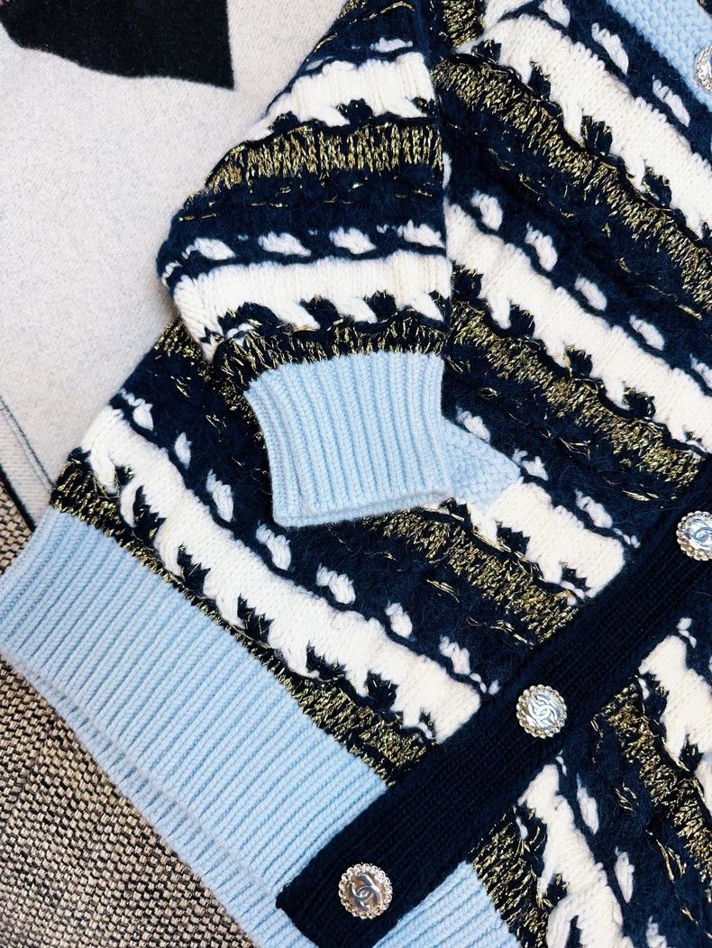 Chanel CHANEL 22B Blue White Stripe Knit Cardigan Size M / US 6-8 / IT 42-44 - 2 Thumbnail