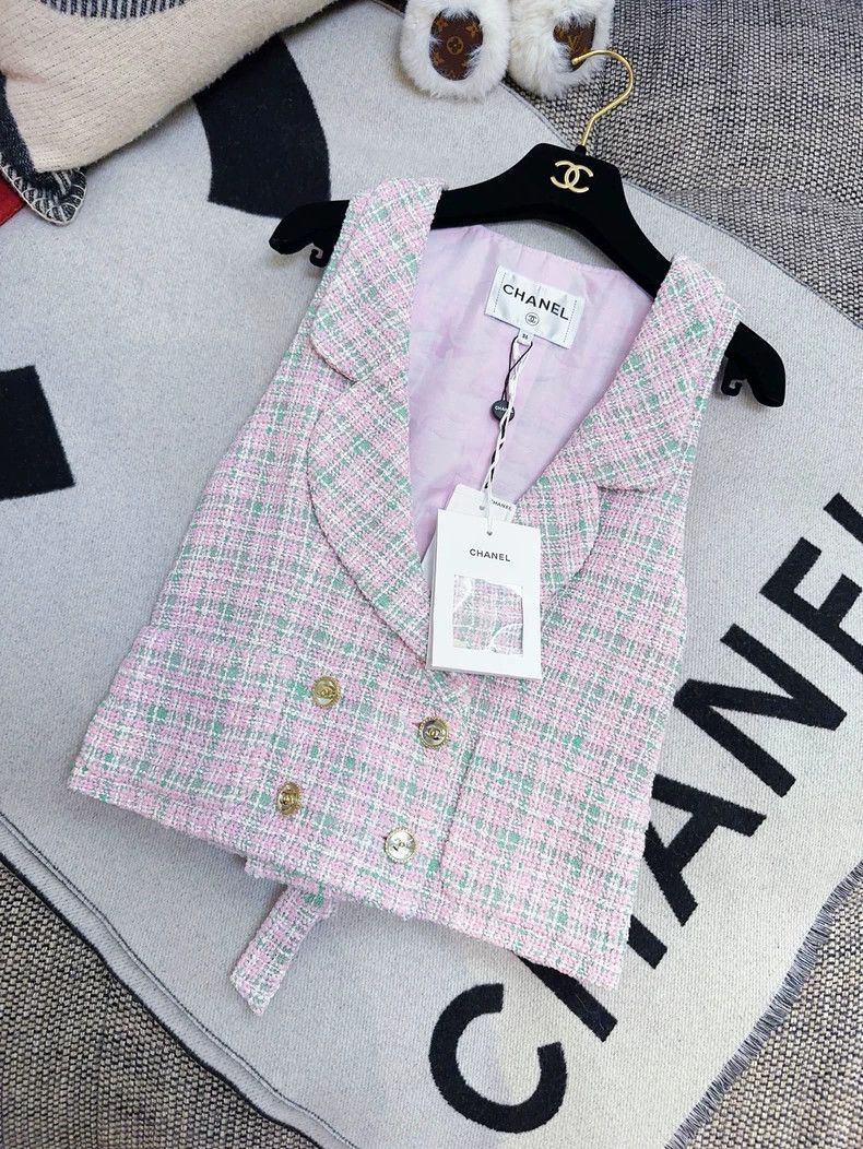Chanel Chanel 21S Pink Green Plaid Crystal Vest Size M / US 6-8 / IT 42-44 - 7 Thumbnail