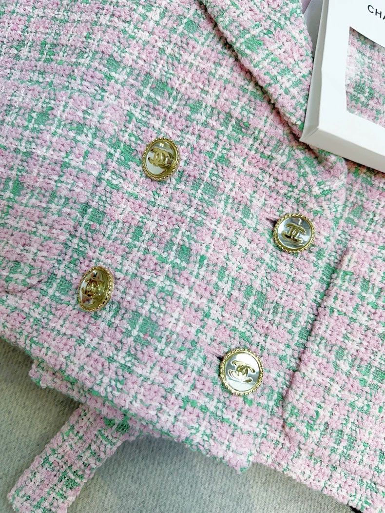 Chanel Chanel 21S Pink Green Plaid Crystal Vest Size M / US 6-8 / IT 42-44 - 3 Thumbnail