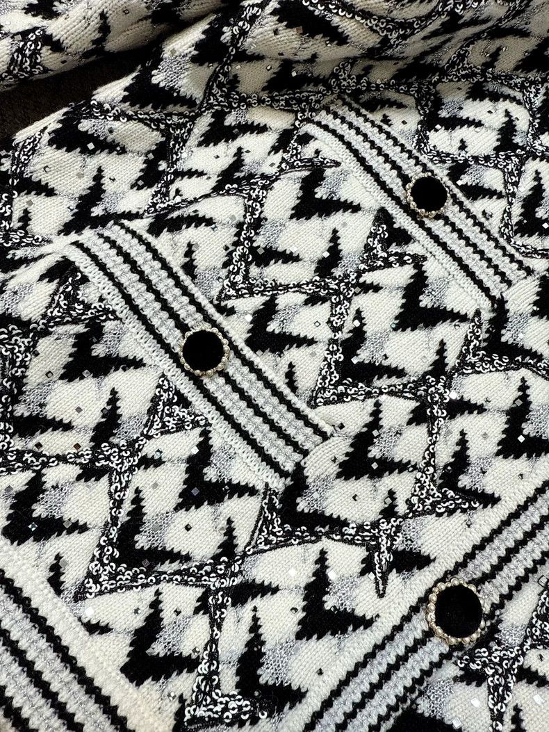 Chanel Chanel 21A Castle Knit Cardigan Size M / US 6-8 / IT 42-44 - 4 Thumbnail