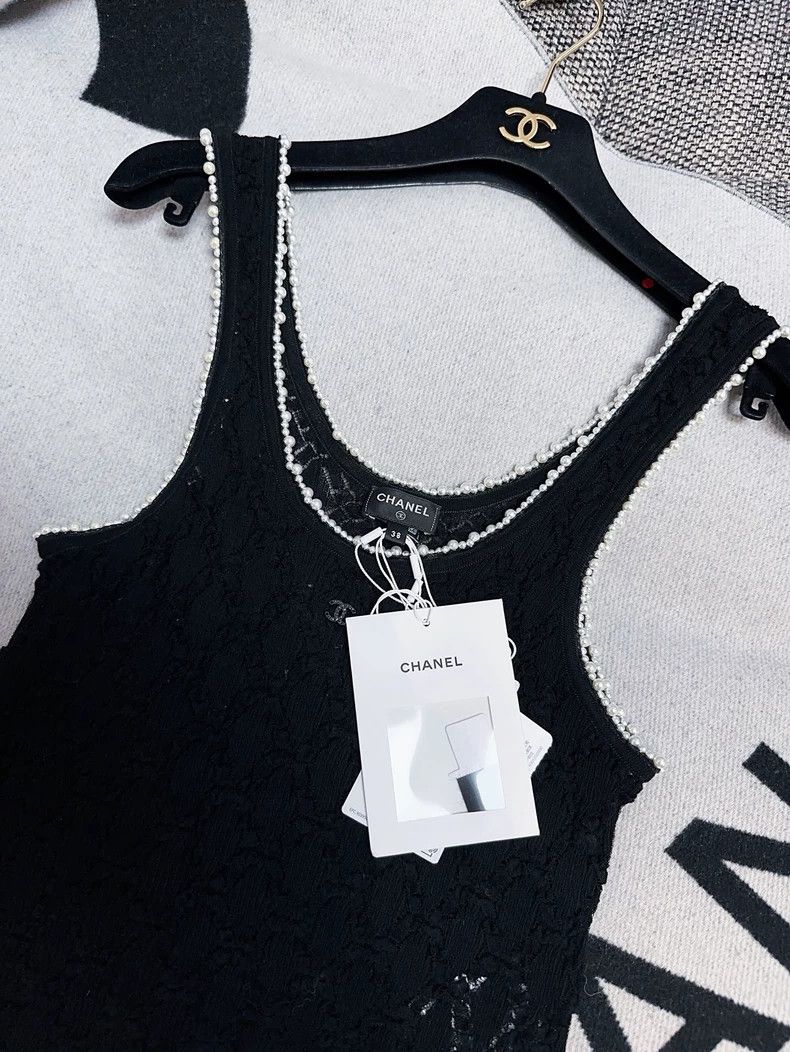 Chanel Chanel Black Lace Pearl Trim Tank Top Size M / US 6-8 / IT 42-44 - 3 Thumbnail
