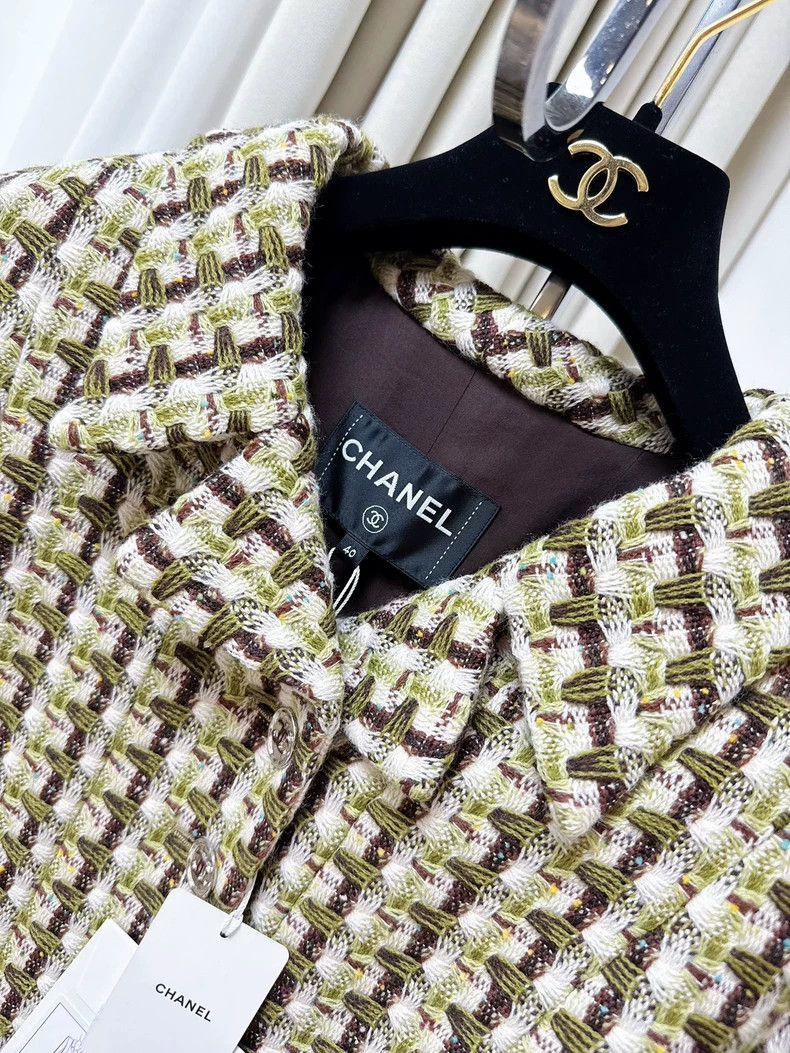 Chanel Chanel 23A Tweed Short Jacket Size L / US 10 / IT 46 - 3 Thumbnail