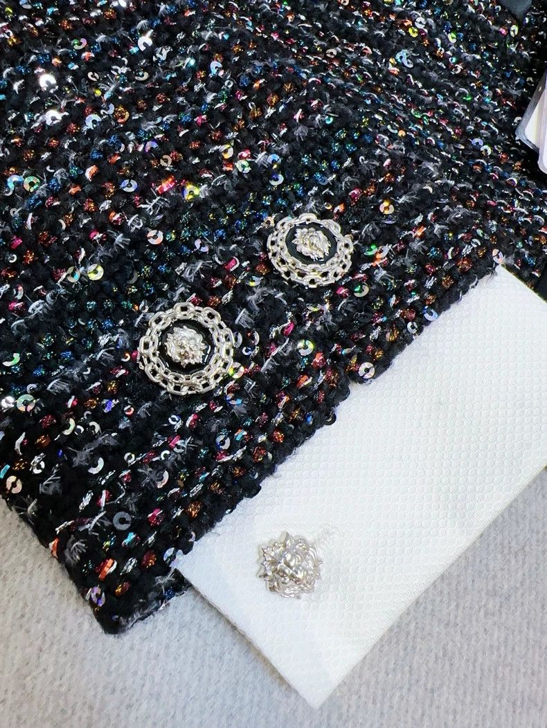 Chanel Chanel Tweed Sequin Short Jacket Size M / US 6-8 / IT 42-44 - 6 Thumbnail