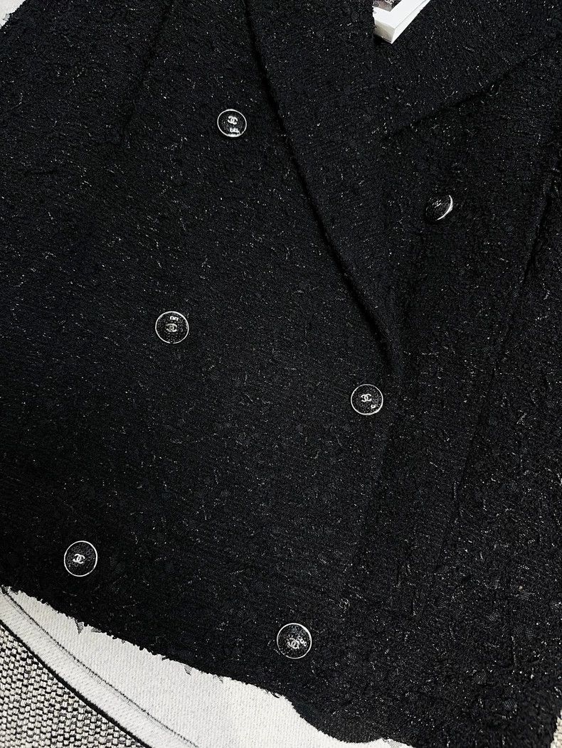 Chanel Chanel 21B Black Tweed Double-Breasted Coat Size M / US 6-8 / IT 42-44 - 4 Thumbnail