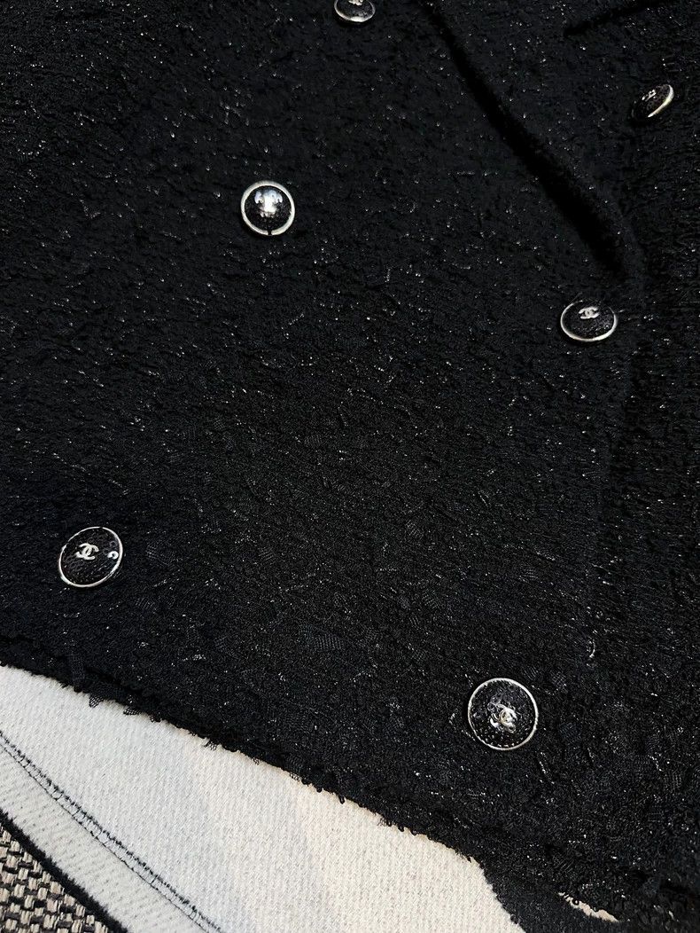 Chanel Chanel 21B Black Tweed Double-Breasted Coat Size M / US 6-8 / IT 42-44 - 6 Thumbnail